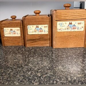 Heartland International Wooden Canister Set